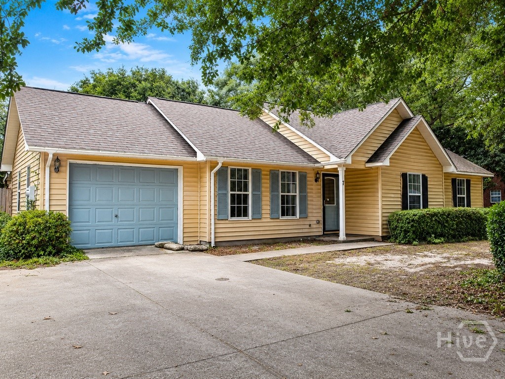 7 Oak Ridge Circle Property Photo 2