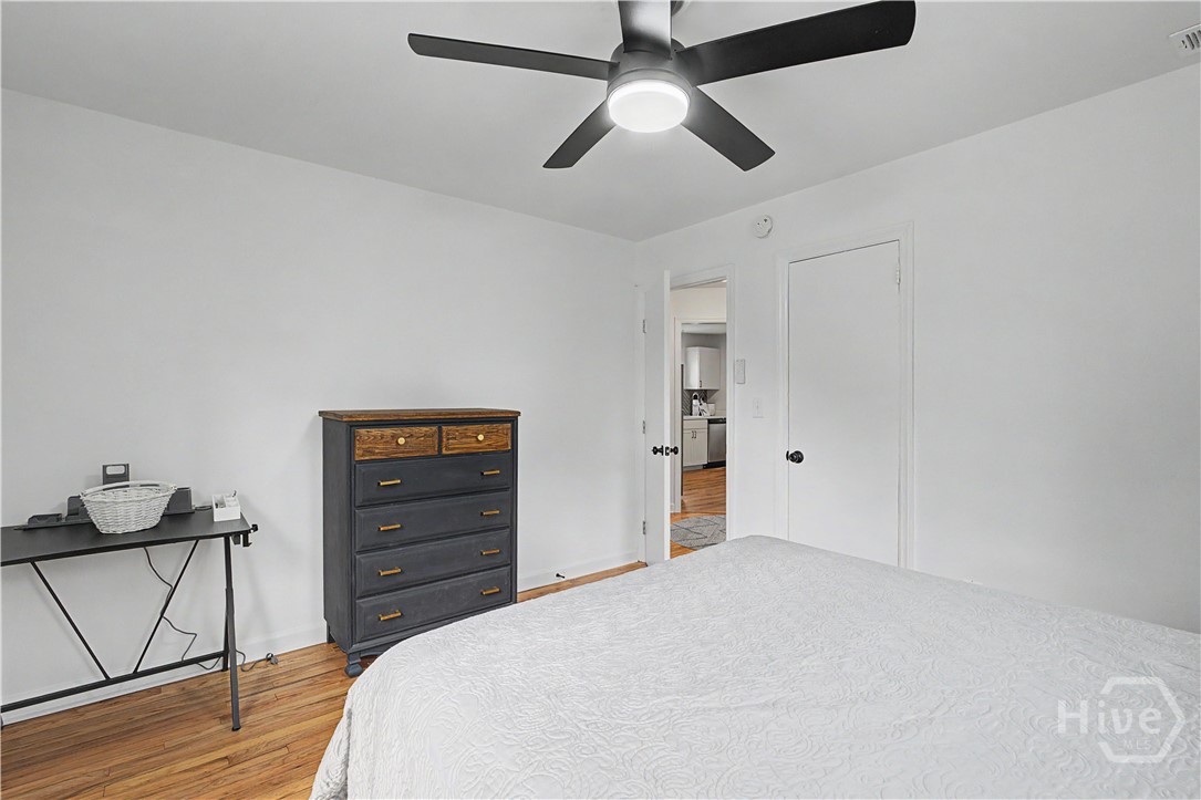 1301 E 68th Street Property Photo 14