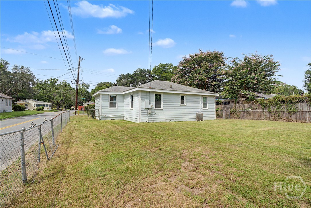 1301 E 68th Street Property Photo 25