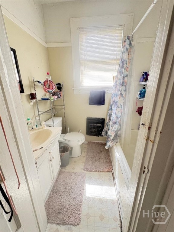 1111 E 35 Street Property Photo 11