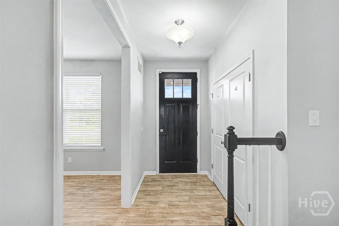 18 Minning Loop Property Photo 3