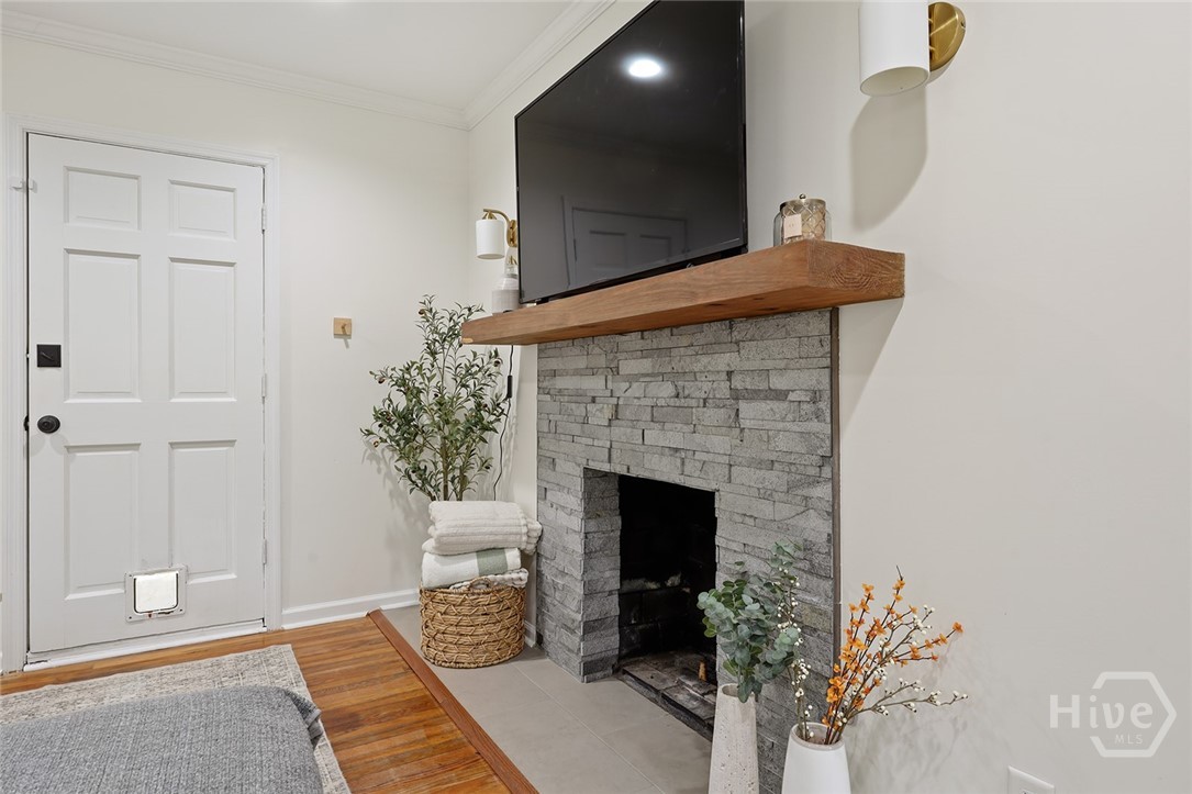 209 E 65th Street Property Photo 20
