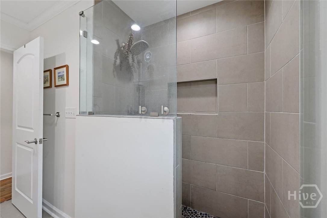209 E 65th Street Property Photo 26