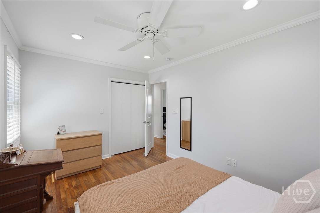 209 E 65th Street Property Photo 31