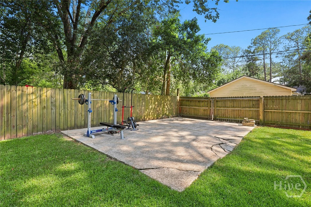 209 E 65th Street Property Photo 42