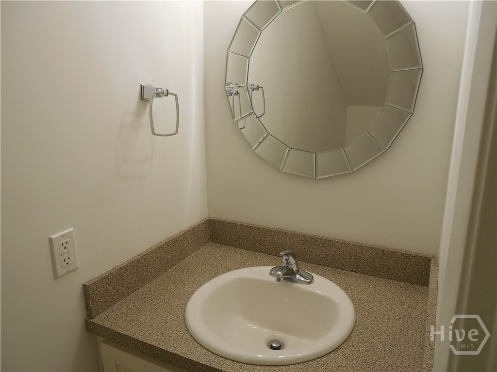 242 Price Street Property Photo 13