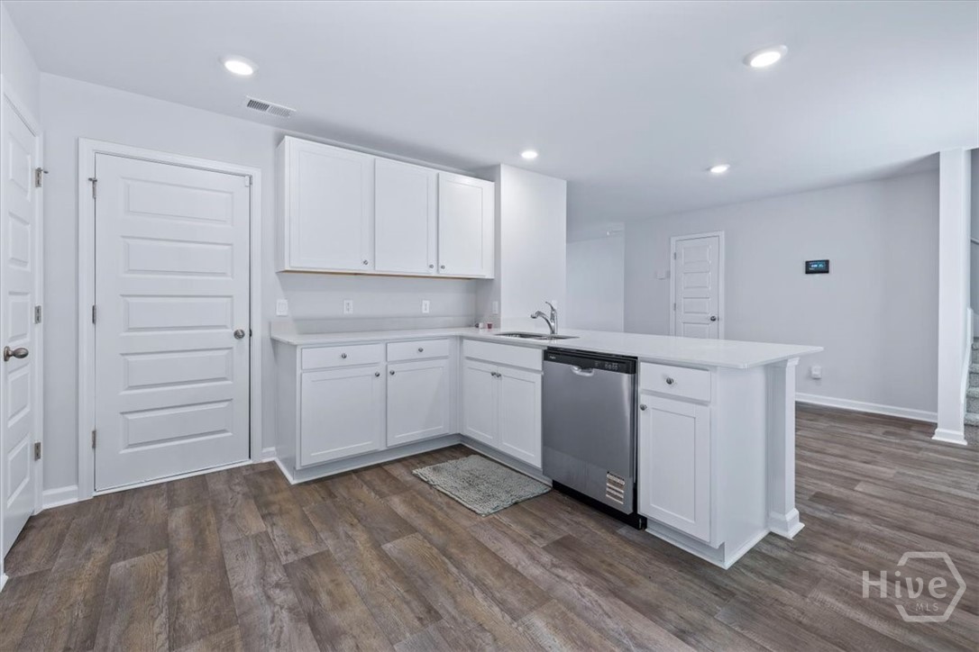 117 Azure Drive Property Photo 14