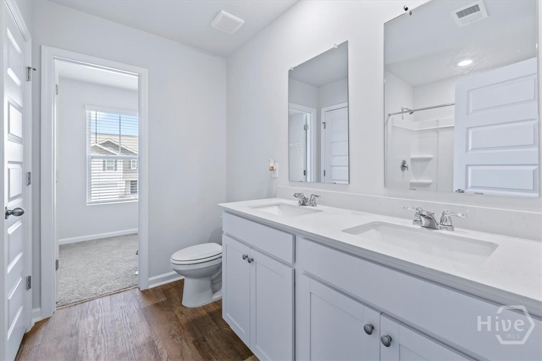 117 Azure Drive Property Photo 25