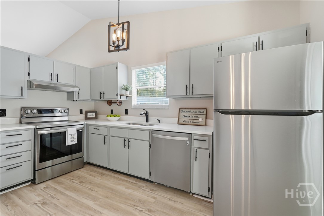 103 Oyster Shell Road D-12 Property Photo 3