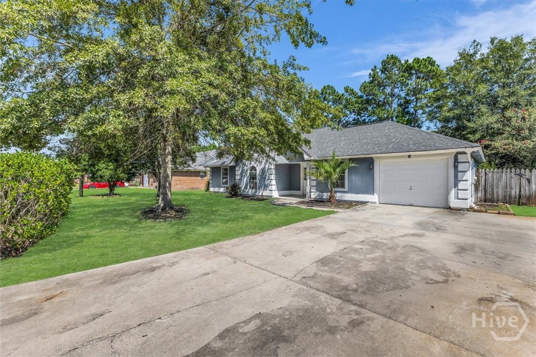 1936 Heathrow Drive Property Photo 3
