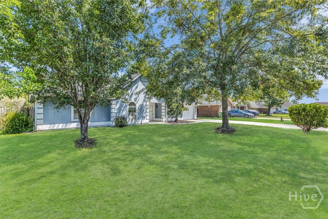 1936 Heathrow Drive Property Photo 4