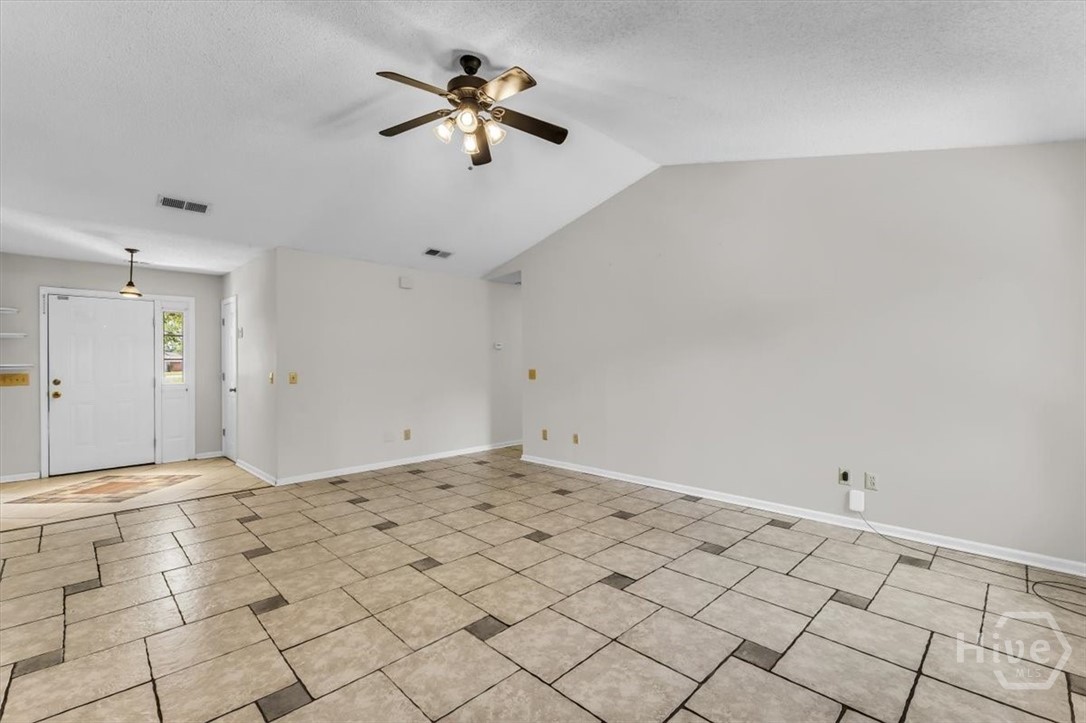 1936 Heathrow Drive Property Photo 7