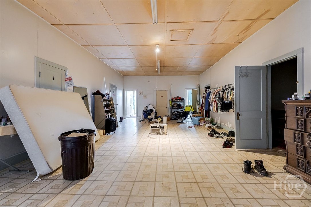 8 W Bacon Street Property Photo 20