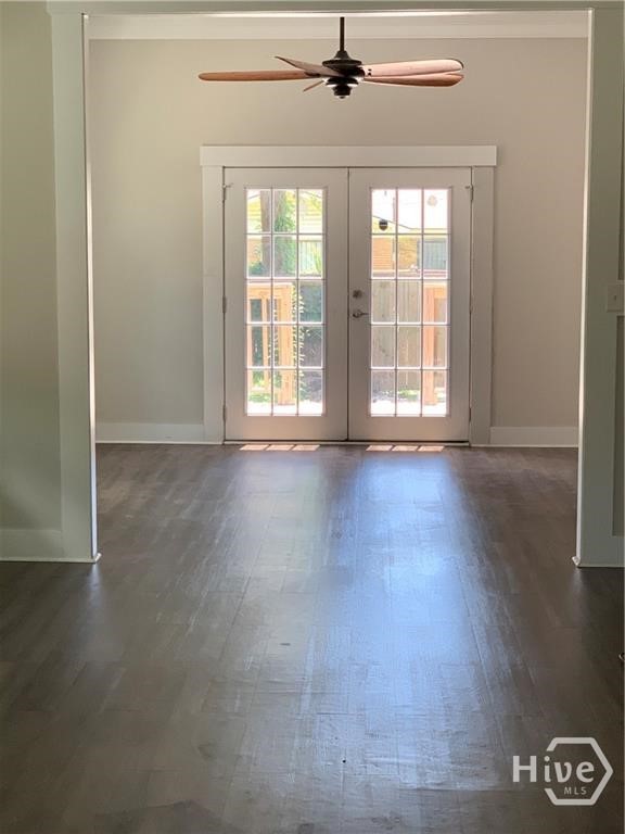 523 W 44th Street Property Photo 11