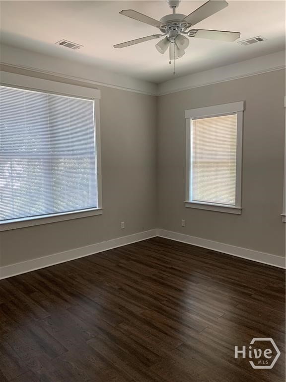 523 W 44th Street Property Photo 13