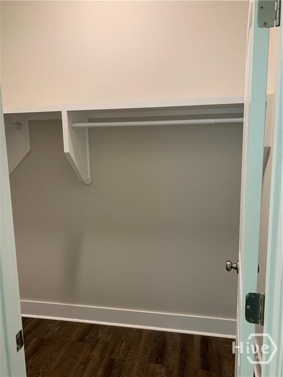 523 W 44th Street Property Photo 14