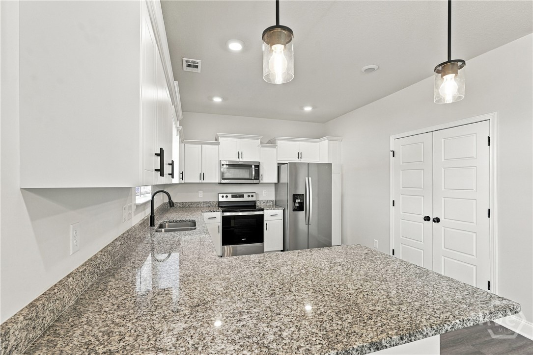 336 Crosswinds Drive Property Photo 14