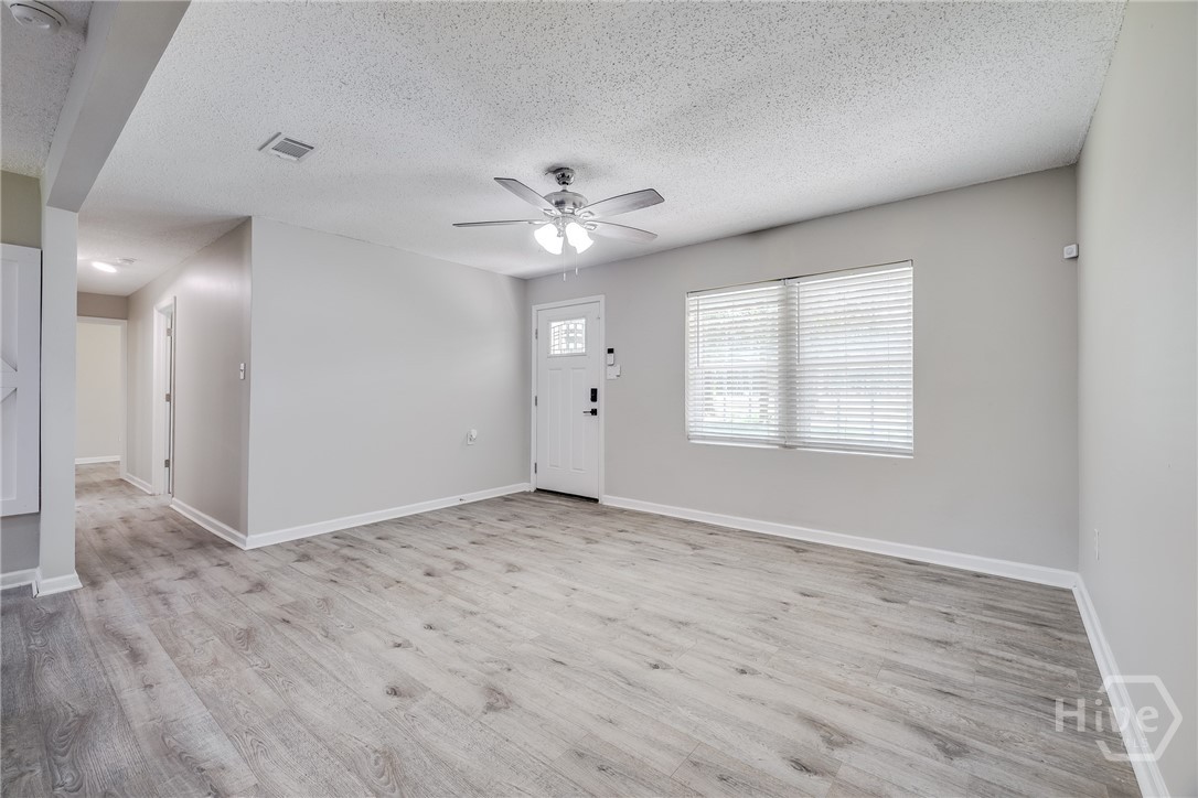 4746 E Oglethorpe Highway Property Photo 5