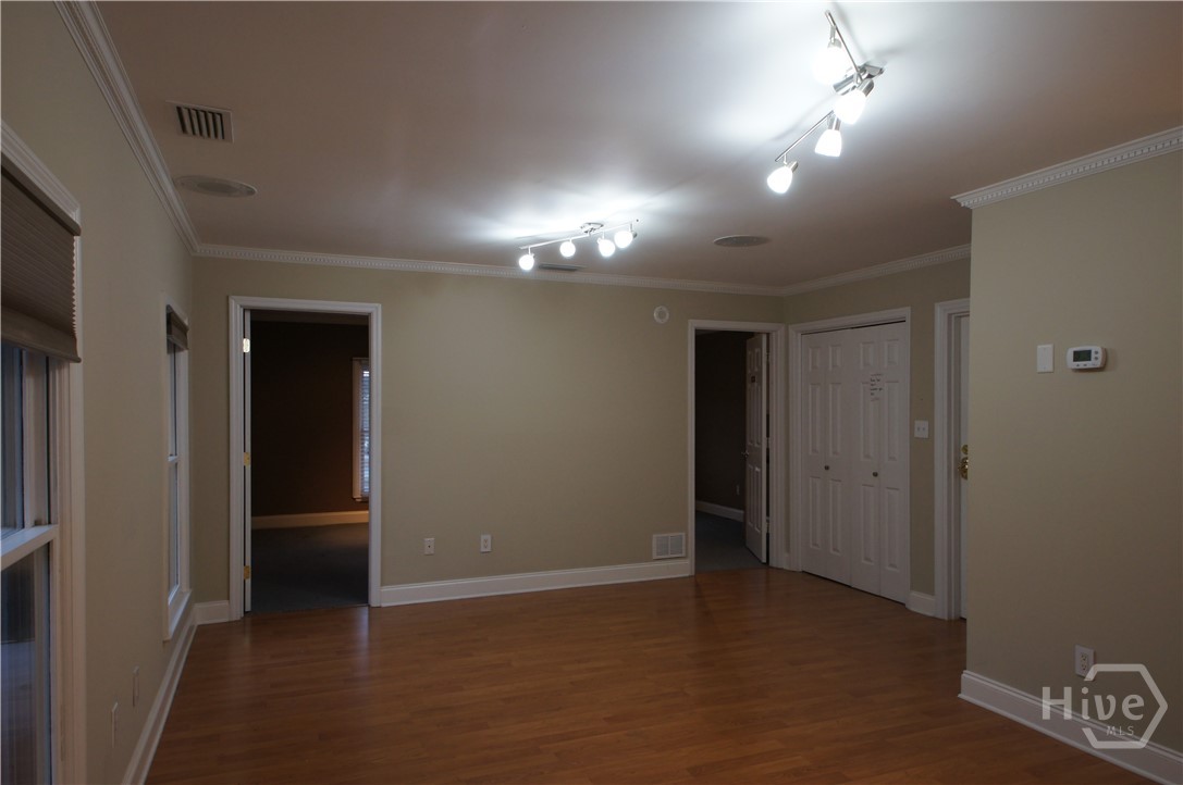 7505 Waters Avenue B 10 Property Photo 7