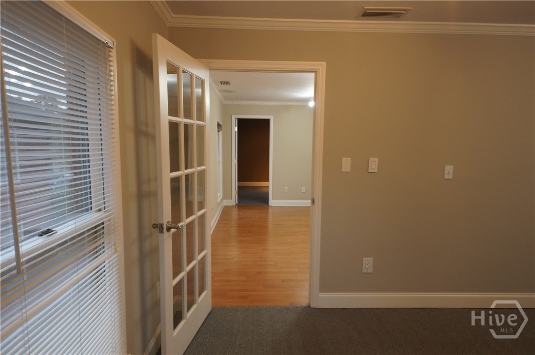 7505 Waters Avenue B 10 Property Photo 9