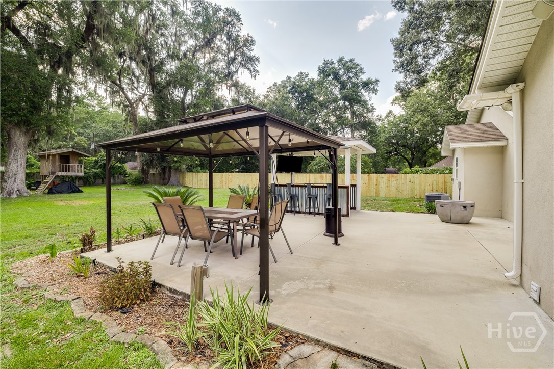 18 Buckmeadow Circle Property Photo 2