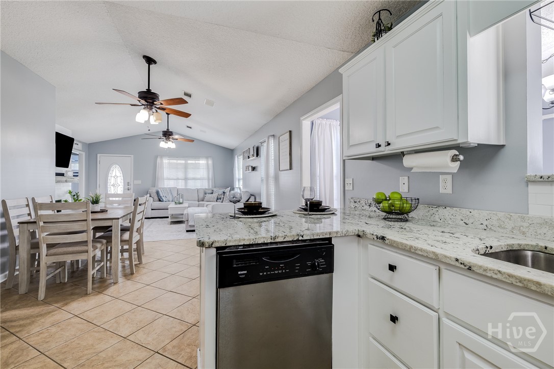 18 Buckmeadow Circle Property Photo 12
