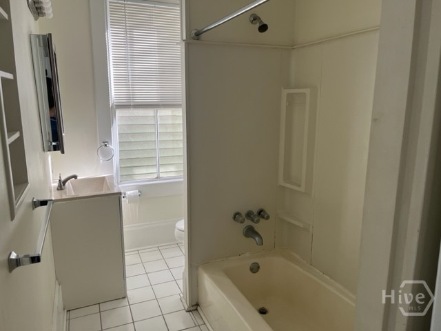 816 Drayton Street 2a Property Photo 11