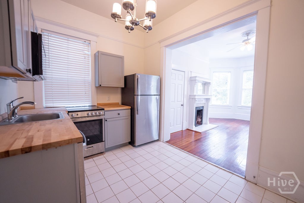 816 Drayton Street 2d Property Photo 14