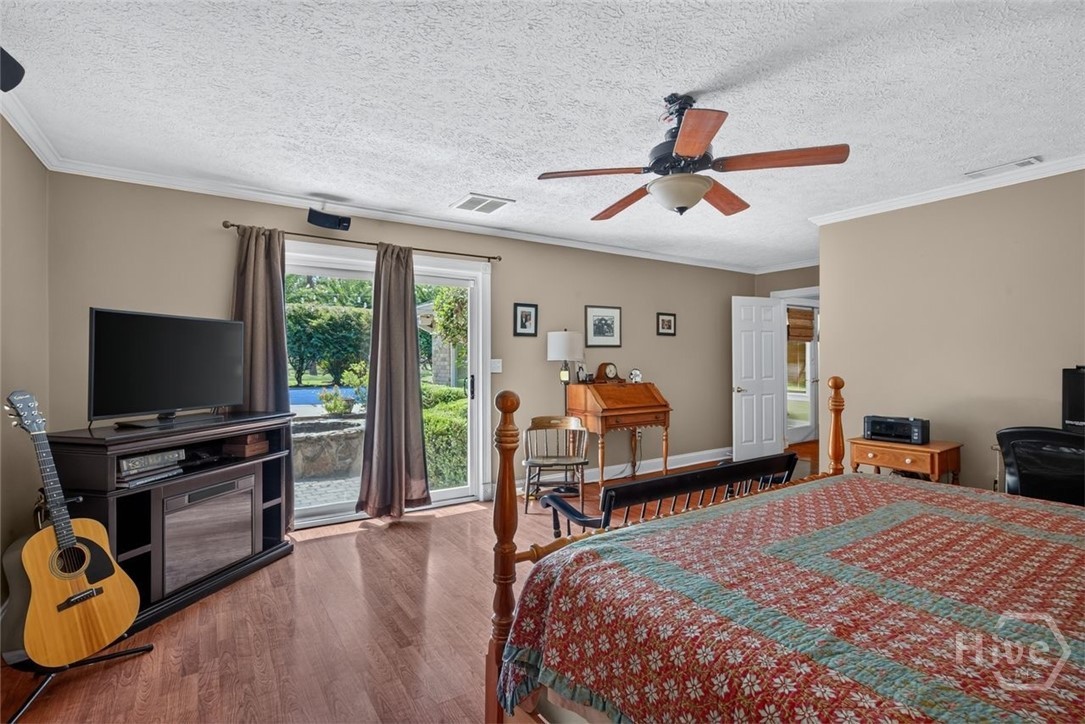 14820 Honeysuckle Road Property Photo 17