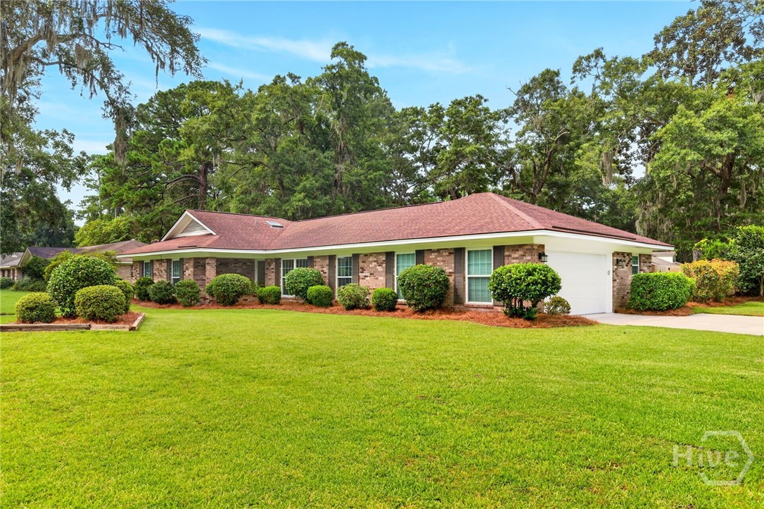701 Woodridge Drive Property Photo 3