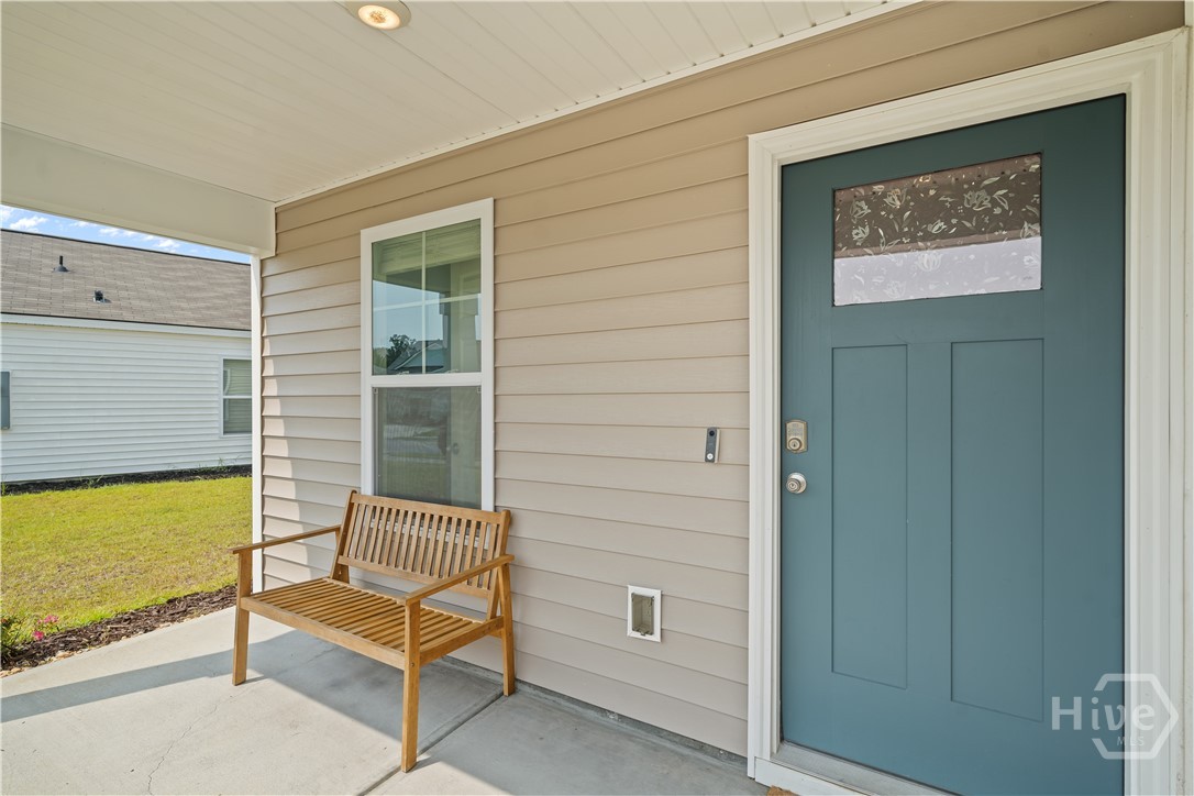 17 Arrowhead Way Property Photo 3