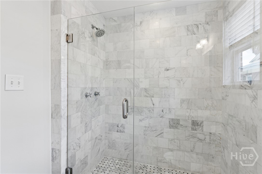 315 E 54th Street Property Photo 34