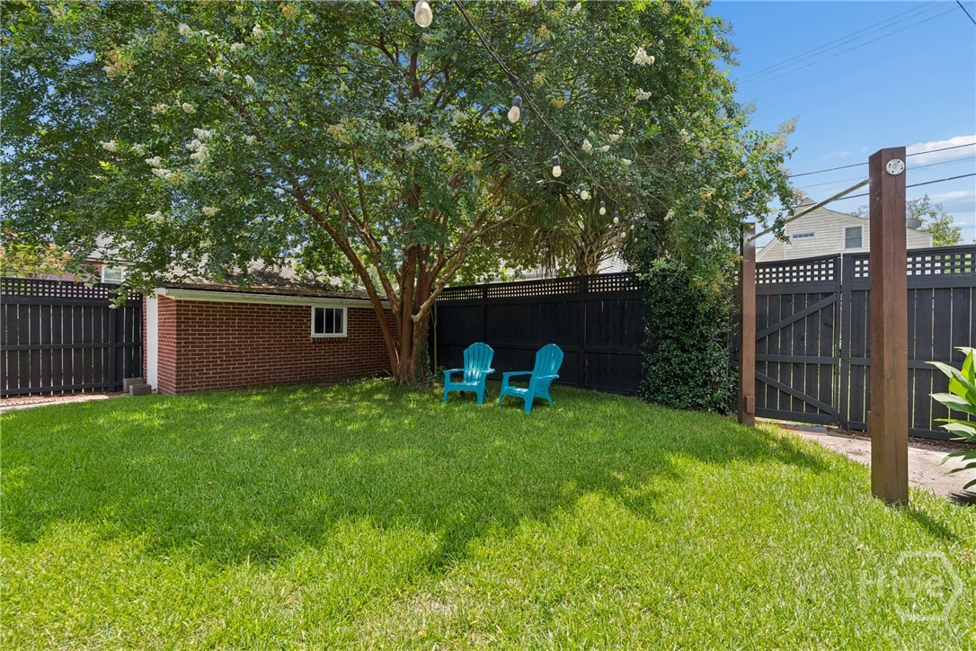 315 E 54th Street Property Photo 41