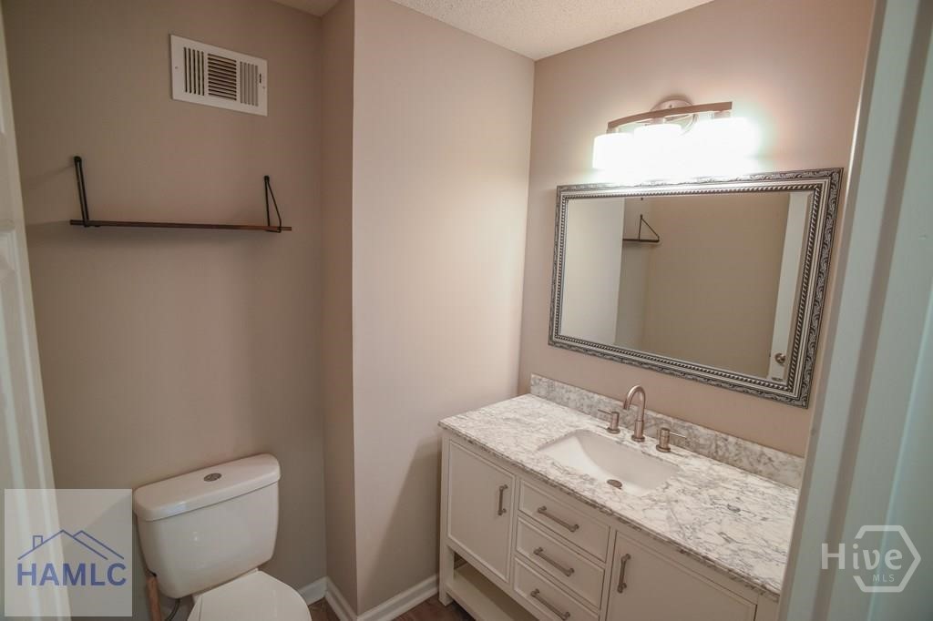 121 Pampas Drive Property Photo 18