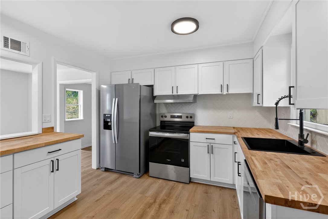 325 Bunting Drive Property Photo 6