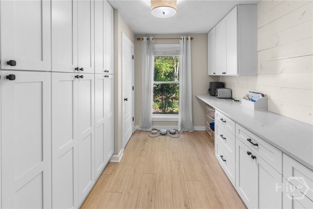 100 Strathy Hall Drive Property Photo 8