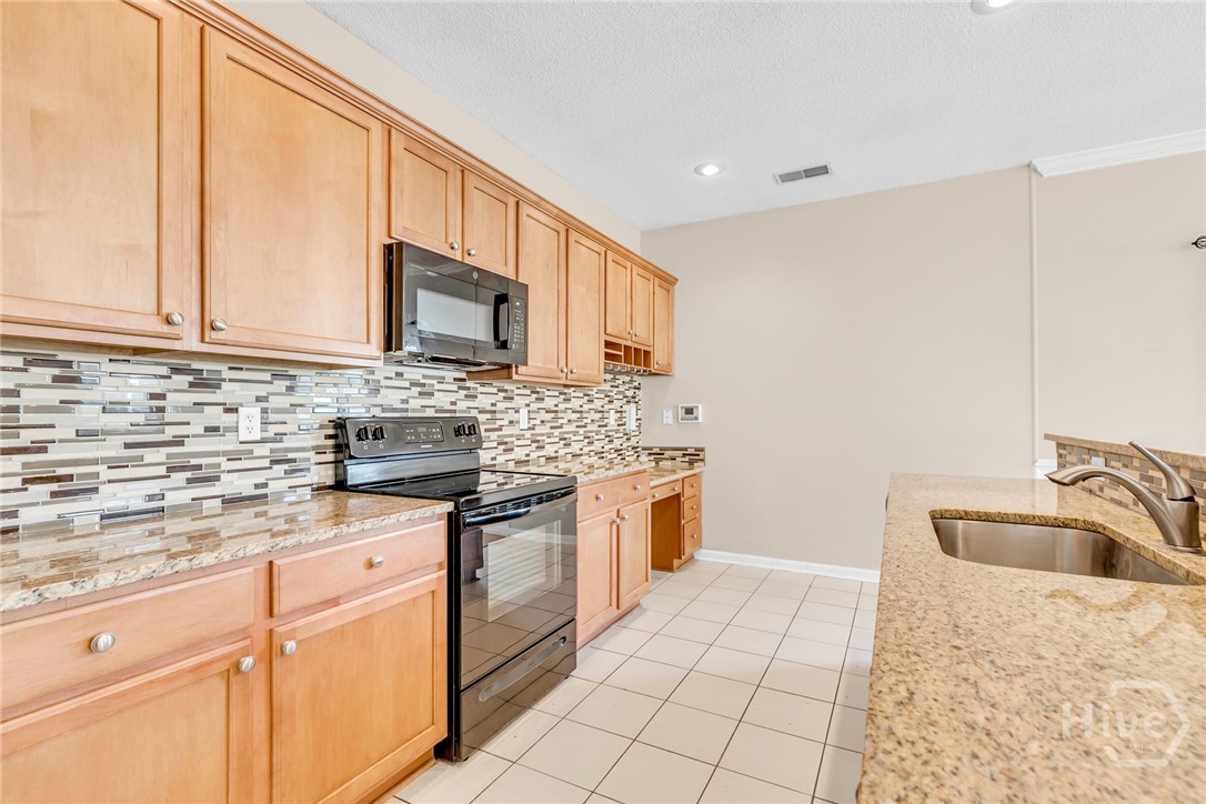 16 Bushwood Drive Property Photo 12