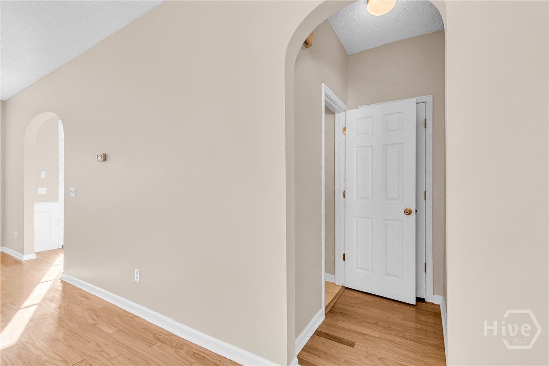 16 Bushwood Drive Property Photo 13
