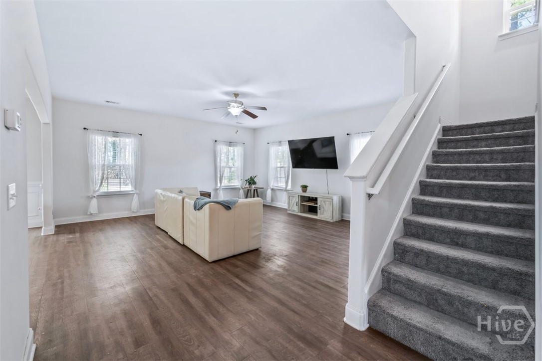 30 Saddlebrush Road Property Photo 5