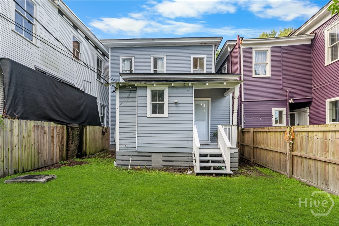 906 E Park Avenue Property Photo 31