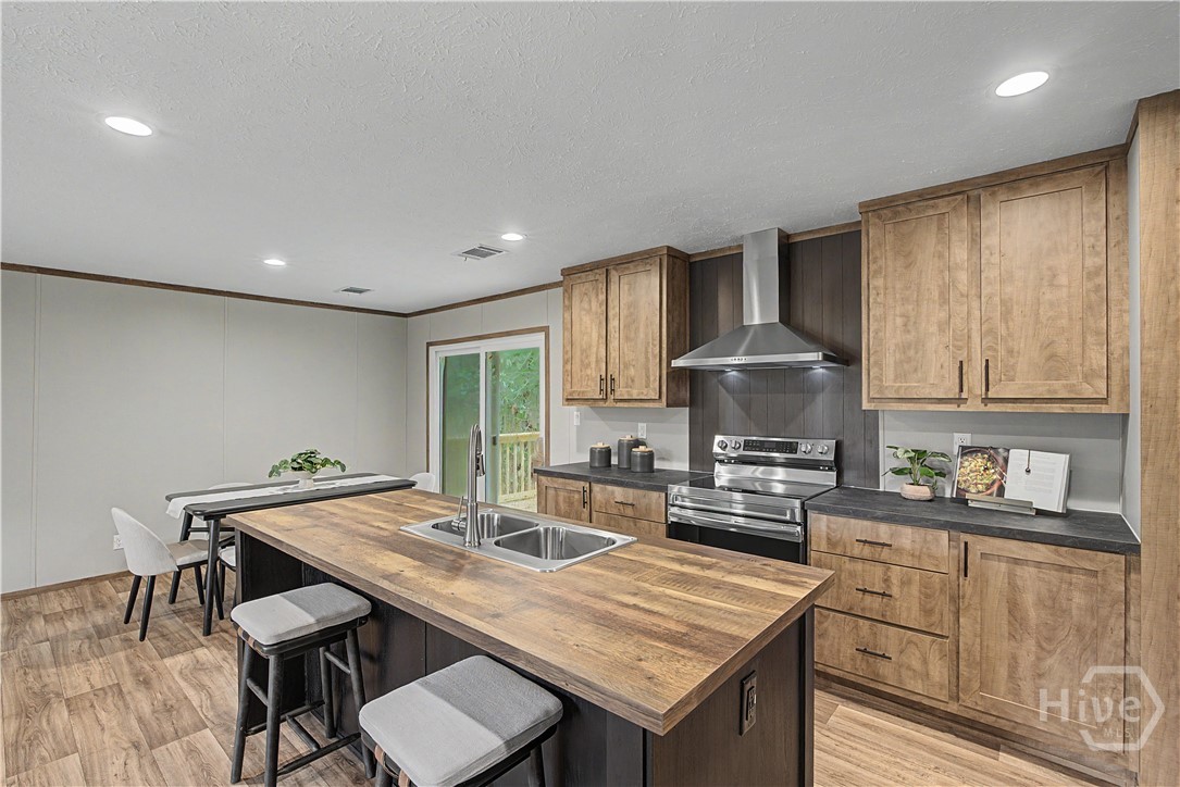 416 Cook Road Property Photo 10