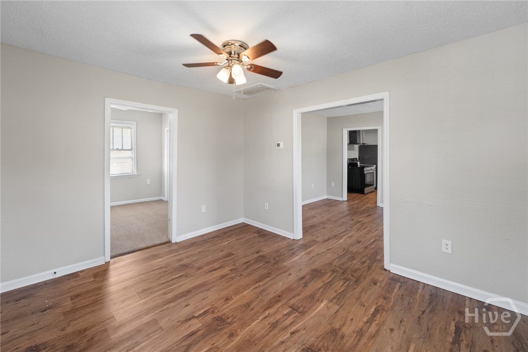 132 Jenks Street Property Photo 4
