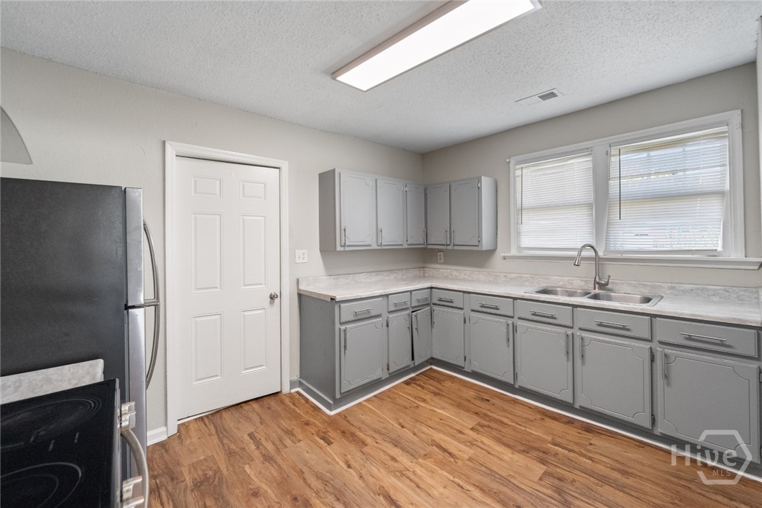 132 Jenks Street Property Photo 15