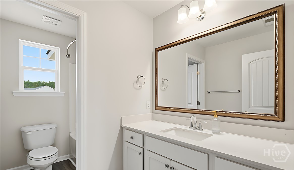 107 Como Drive Property Photo 15