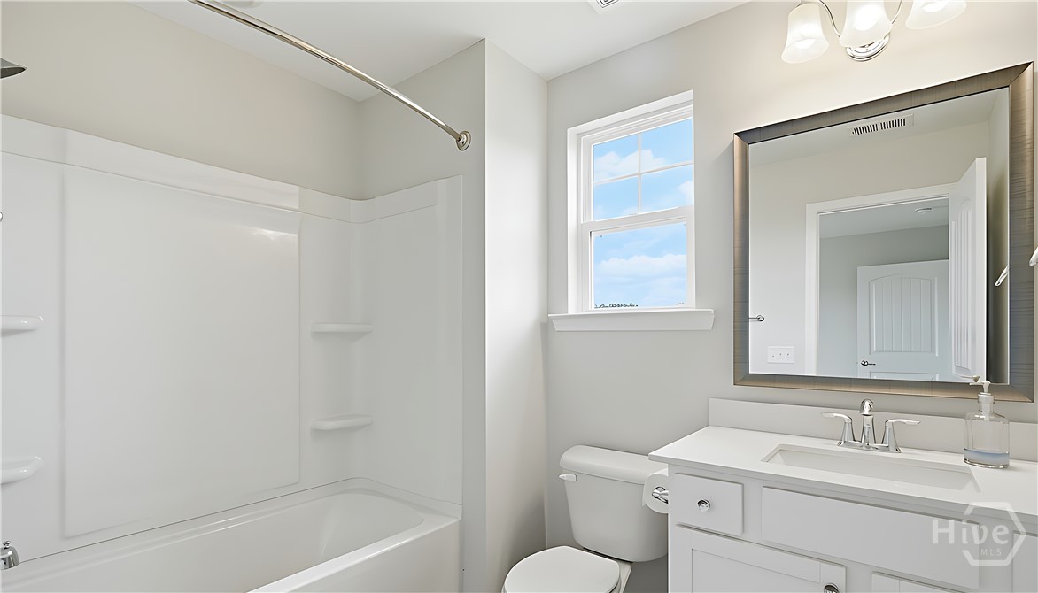 107 Como Drive Property Photo 17