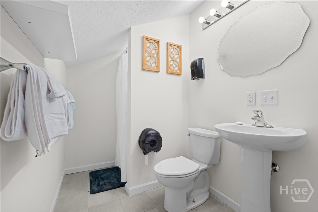 1135 E Hiawatha Street Property Photo 13