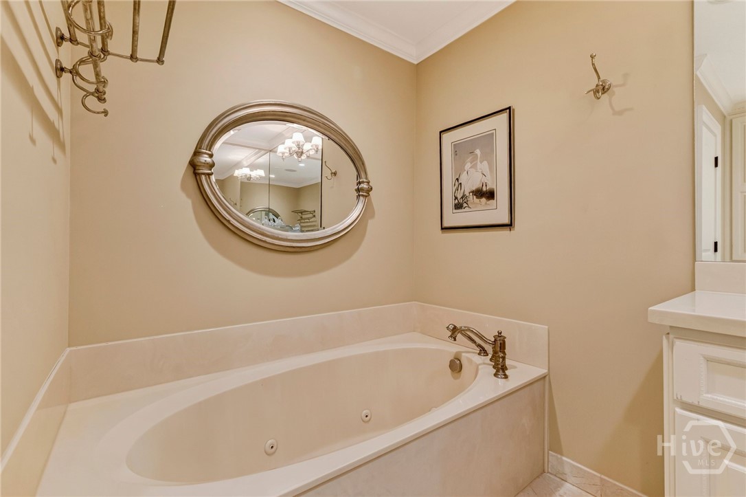 525 E Broughton Street Property Photo 32