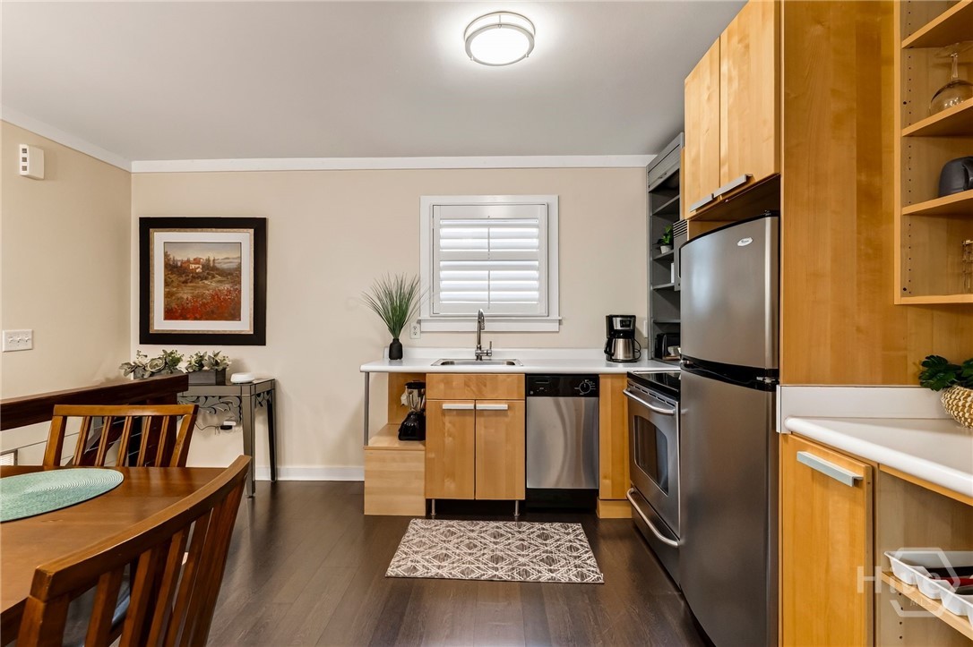 525 E Broughton Street Property Photo 44