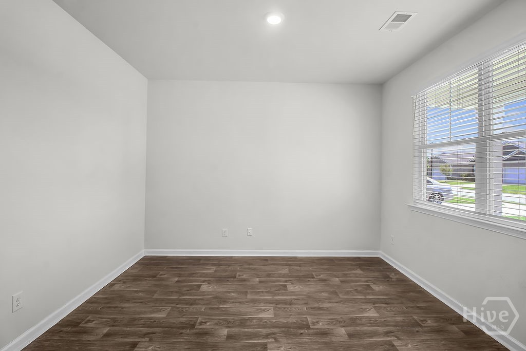 110 Cole Street Property Photo 7