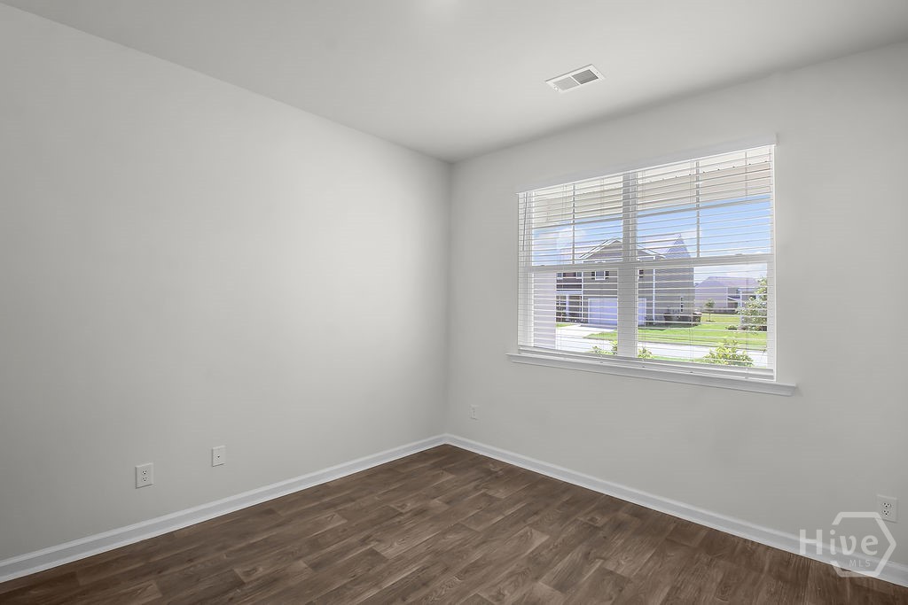 110 Cole Street Property Photo 8